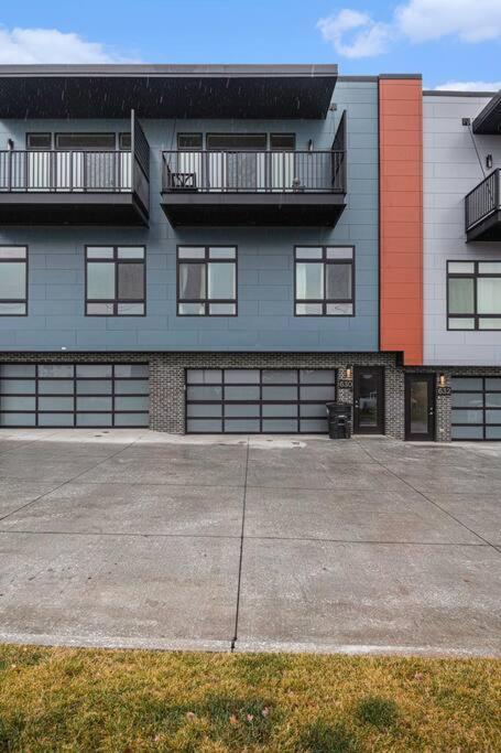 Luxury Condo - Hot Tub - Views Omaha Exterior photo